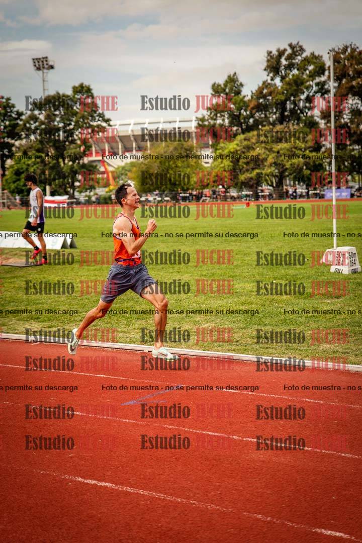 Fotos de los 800 m de varones