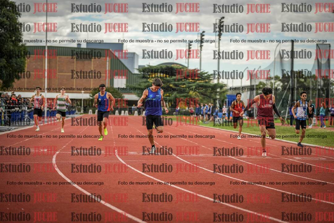 Fotos de los 400 m llanos de varones