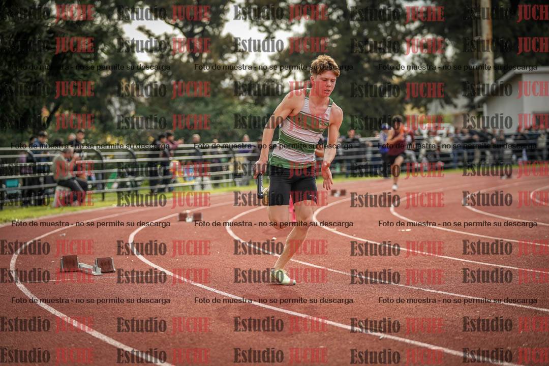 Fotos de las postas 4x400 m llanos de varones