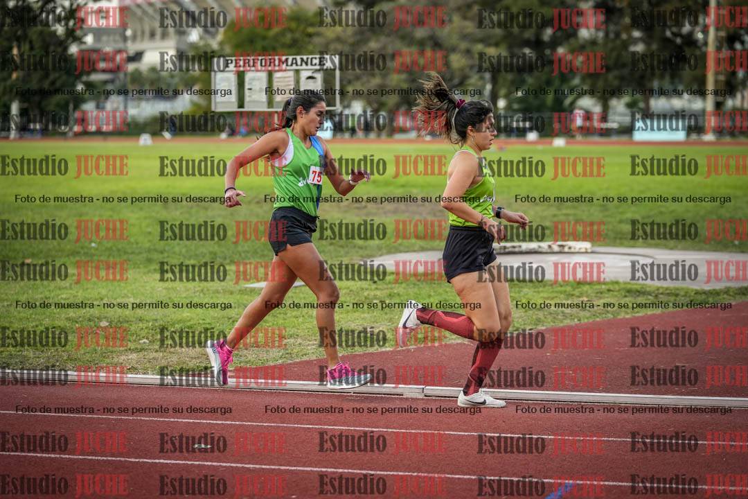 Fotos de los 1500 m llanos de mujeres