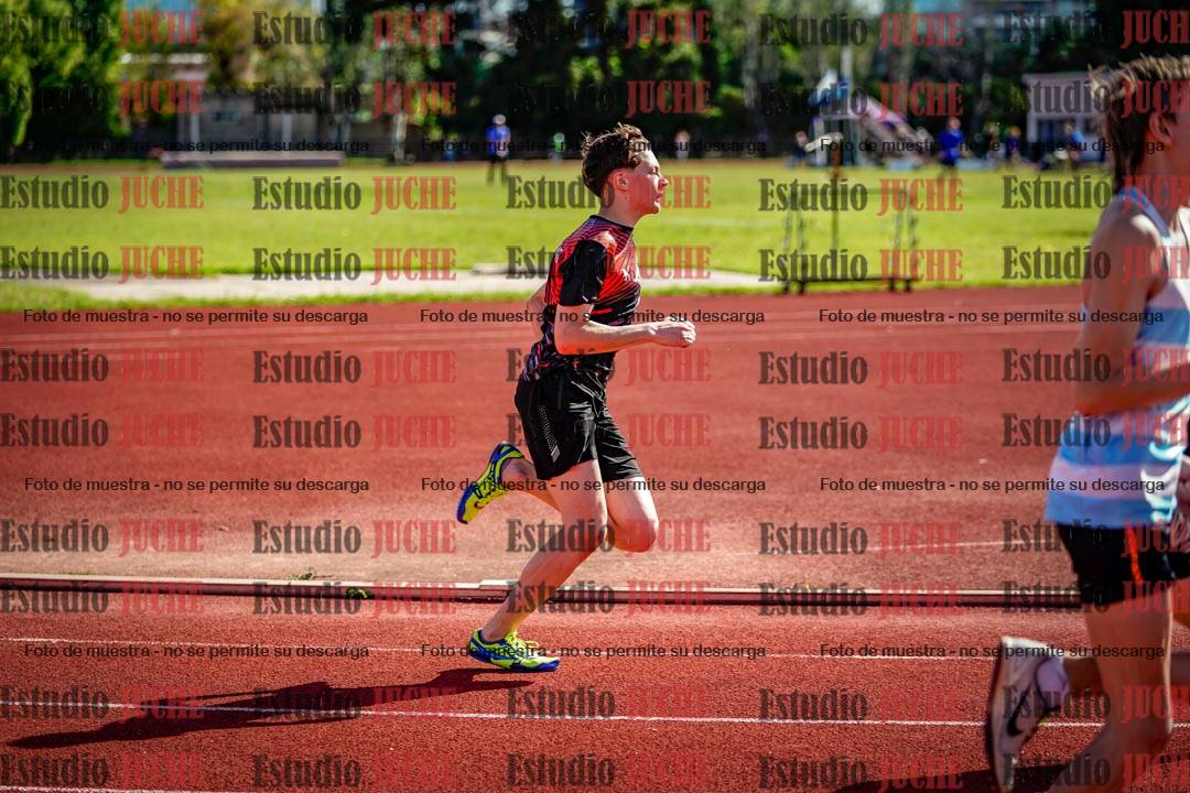 Fotos de los 200 m llanos de varones