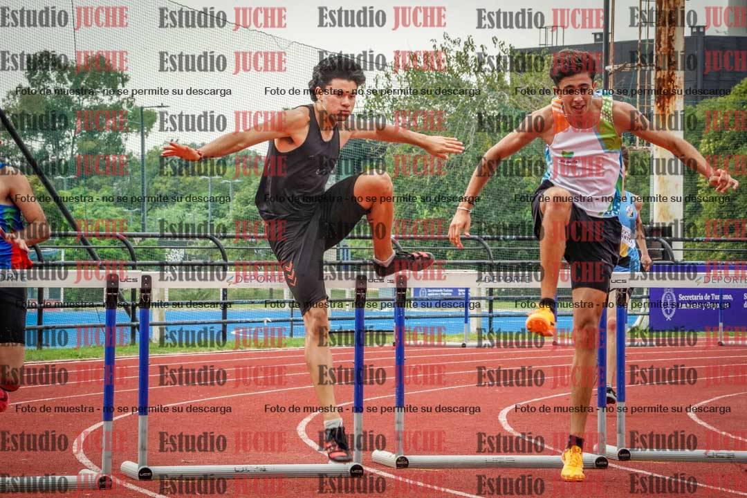 Fotos de los 400 m con vallas de varones