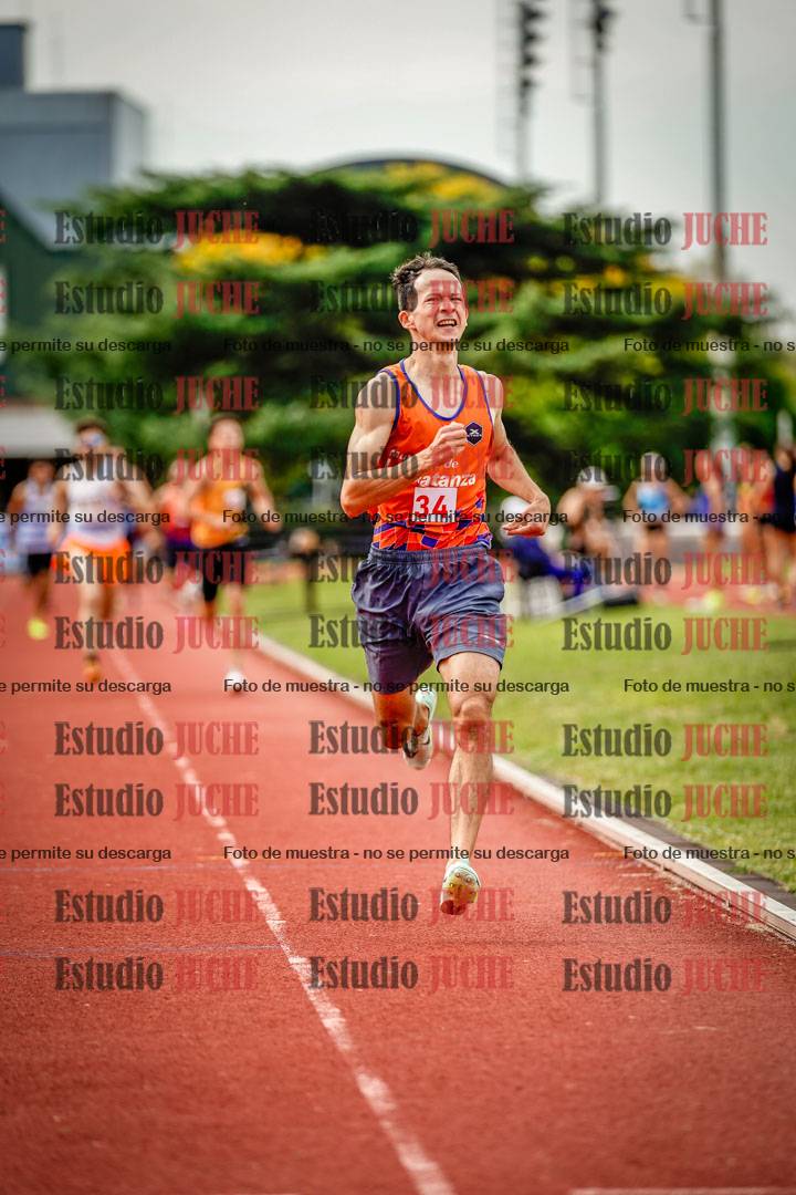 Fotos de los 800 m de varones