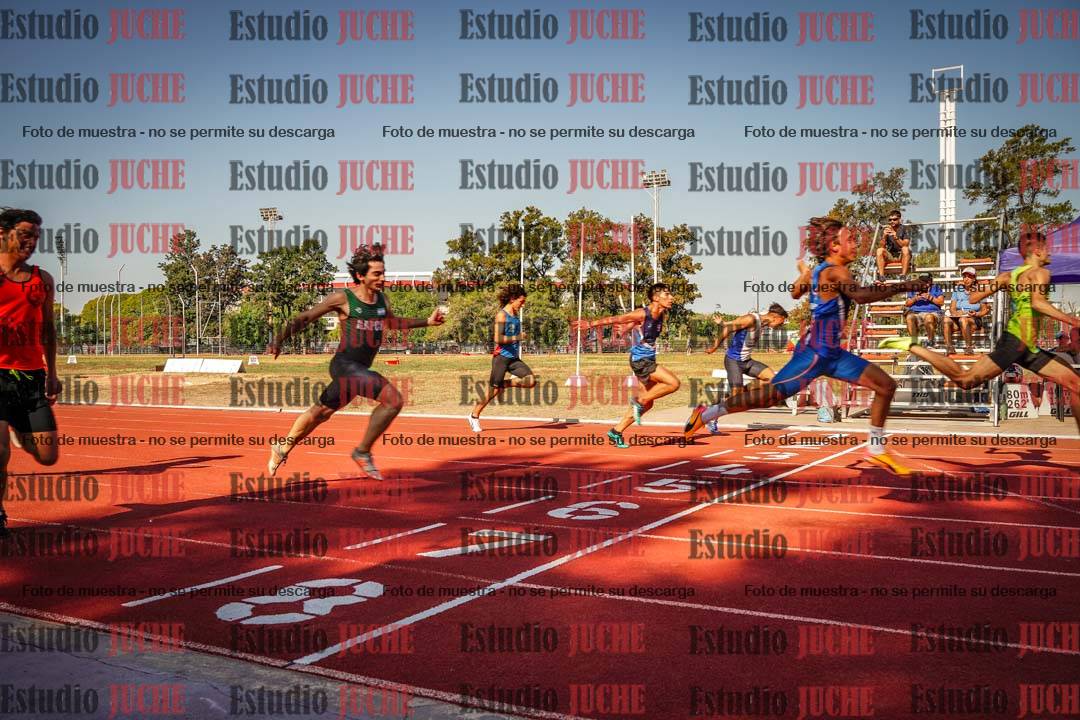 Fotos de los 100 m llanos de varones - FINAL U20