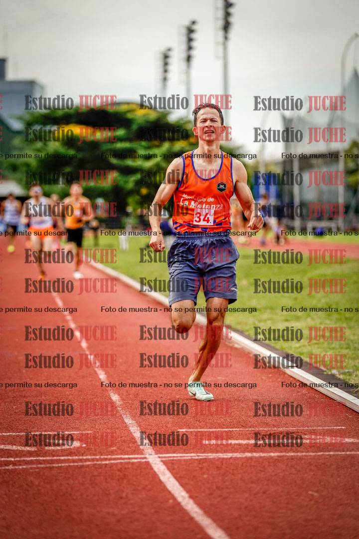 Fotos de los 800 m de varones