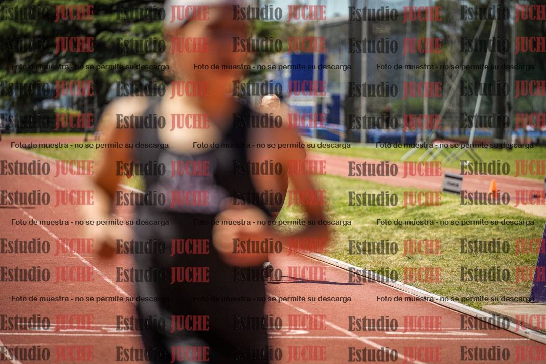 Fotos de los 400 m llanos de varones