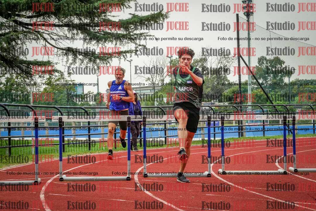 Fotos de los 400 m con vallas de varones