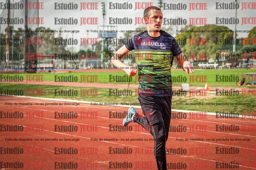 Fotos de los 400 m llanos de varones