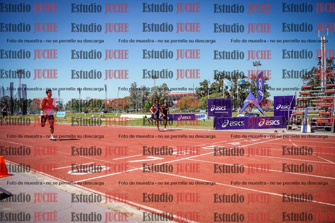 Fotos de los 400 m llanos de varones
