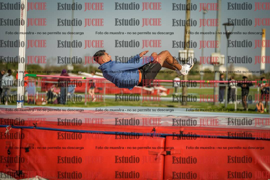 Fotos del salto en alto de varones - decatlón 4