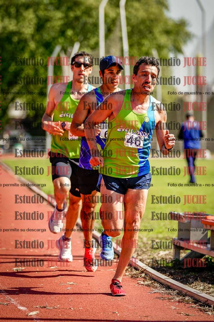 Fotos de los 5000 m llanos de mujeres y varones