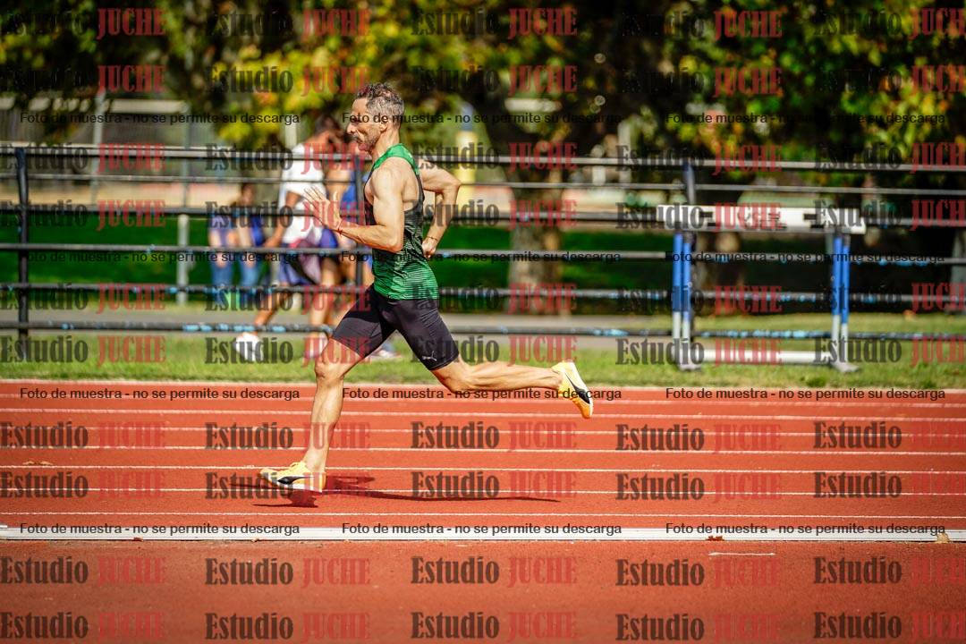 Fotos de los 800 m llanos de varones