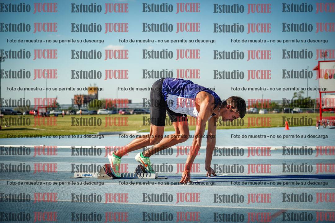 Fotos de los 400 m llanos de varones
