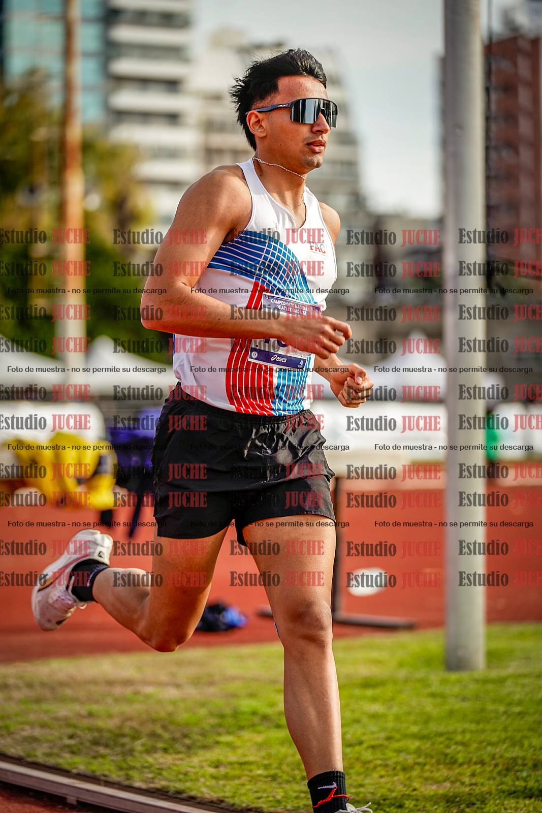 Fotos de los 1500 m llanos de varones - decatlón 10