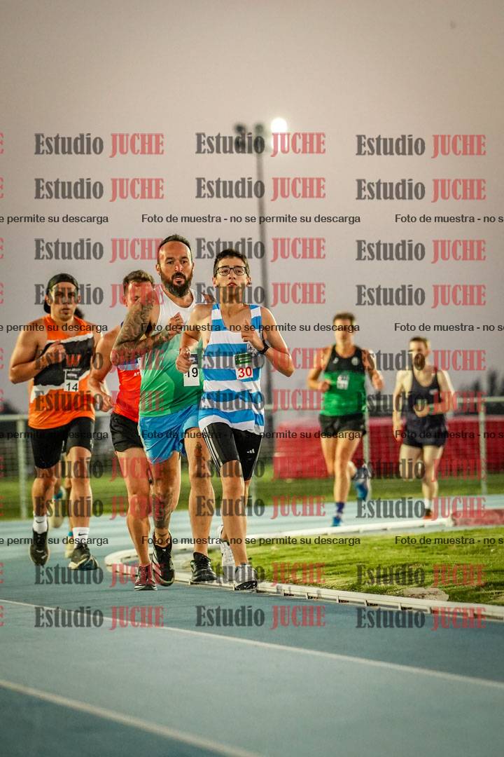 Fotos de los 3000 m llanos de varones