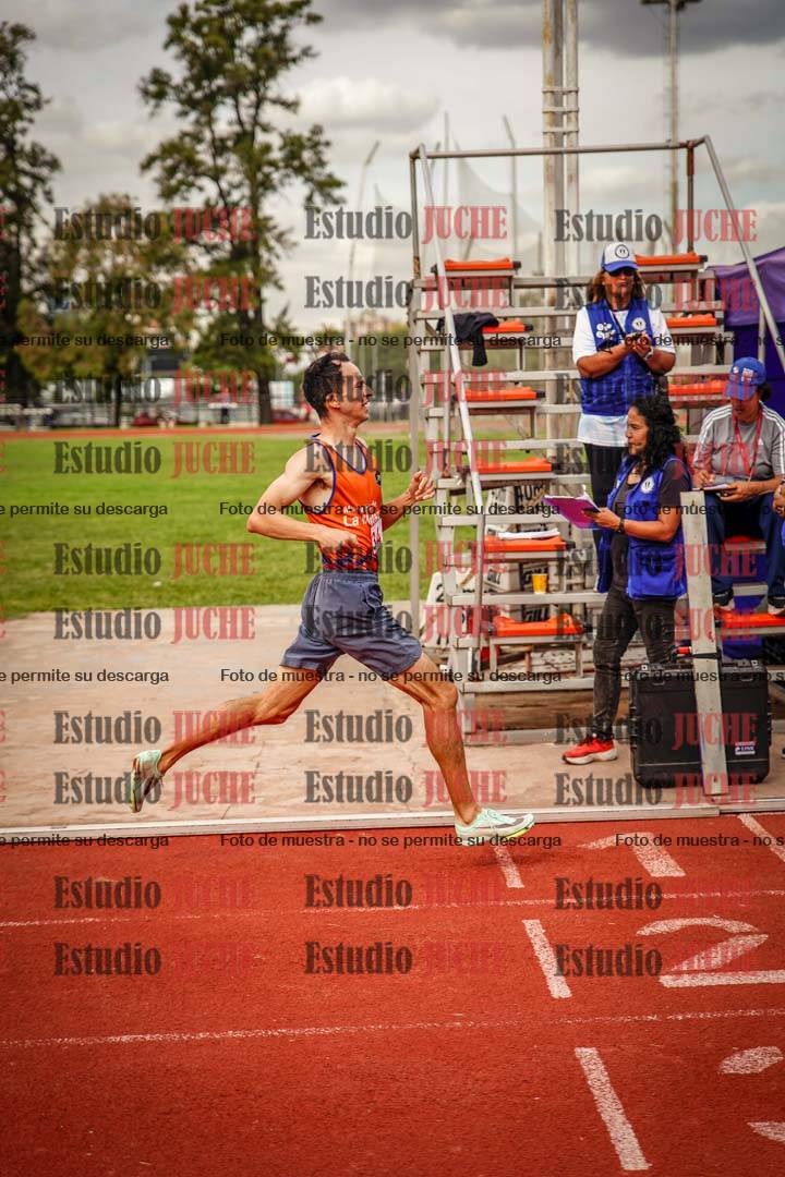 Fotos de los 800 m de varones