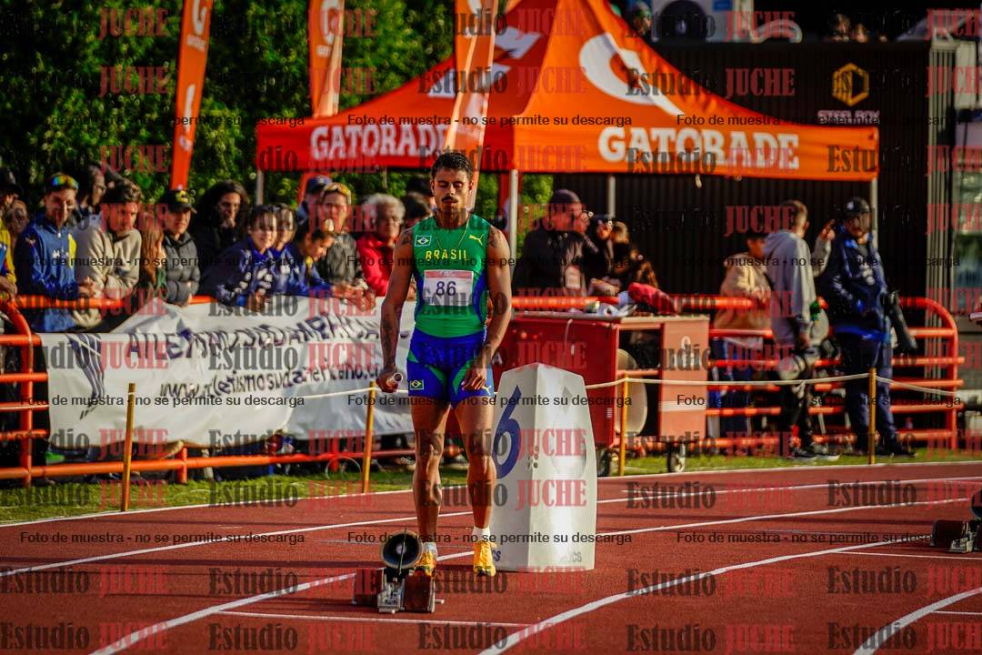 Fotos de los relevos 4x100 m de varones