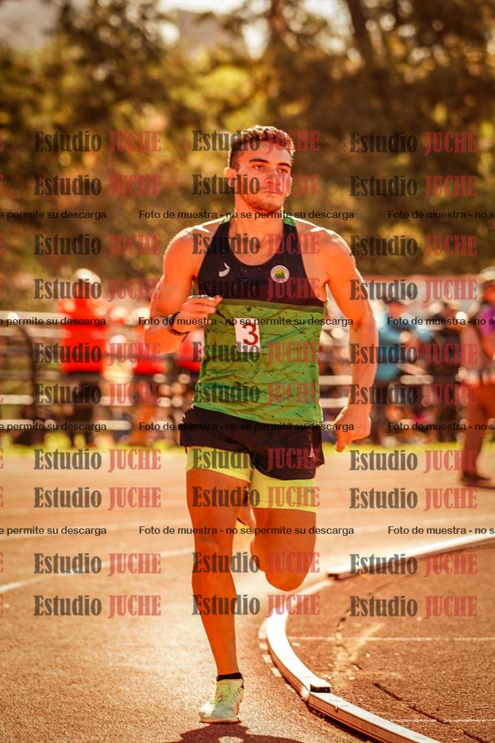 Fotos de los 800 m llanos de varones