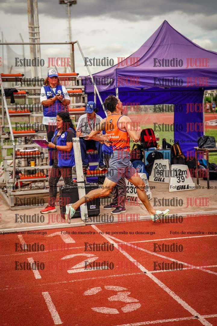 Fotos de los 800 m de varones