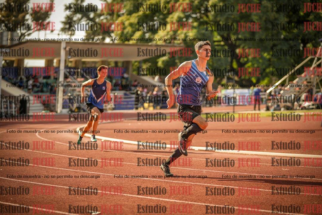Fotos de los 400 m llanos de varones