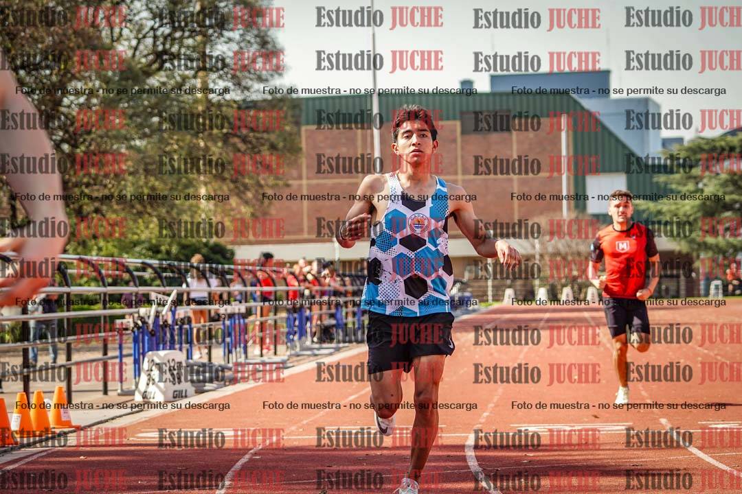Fotos de los 400 m llanos de varones