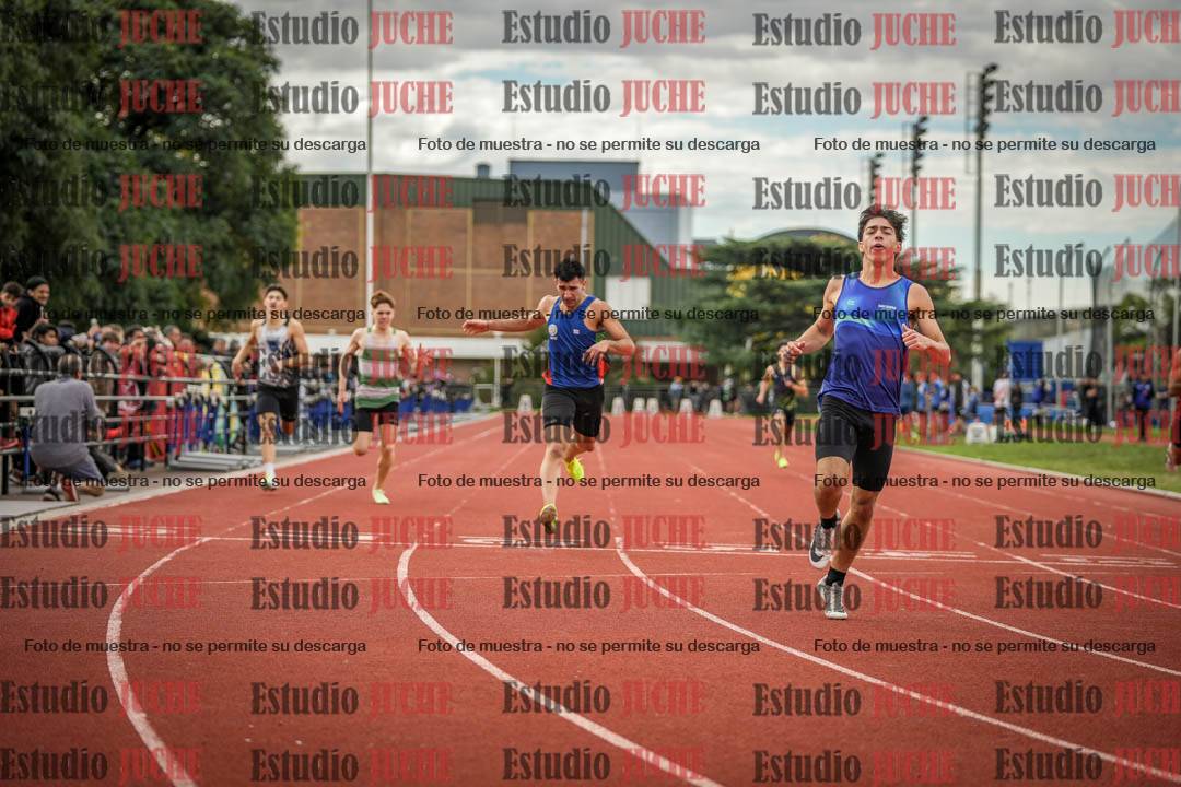 Fotos de los 400 m llanos de varones