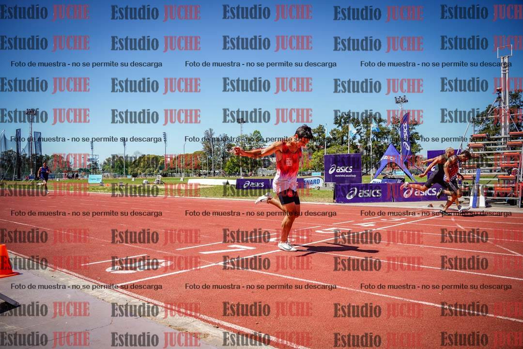 Fotos de los 400 m llanos de varones