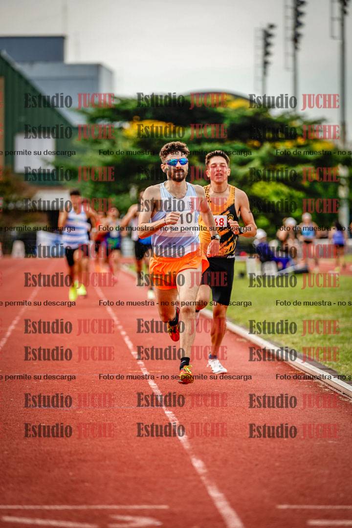 Fotos de los 800 m de varones