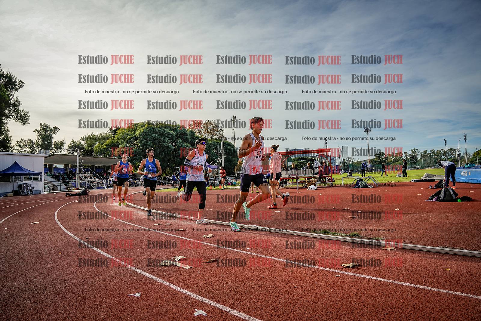 Fotos de los 1500 m llanos de varones - decatlón 10