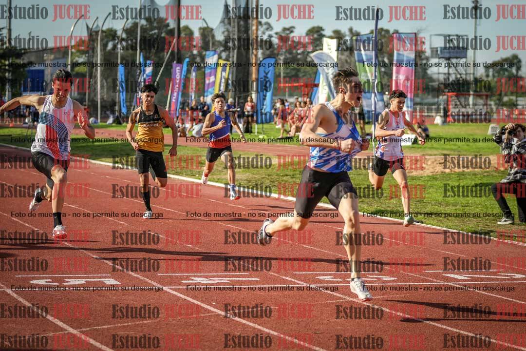 Fotos de los 200 m llanos de varones - FINAL