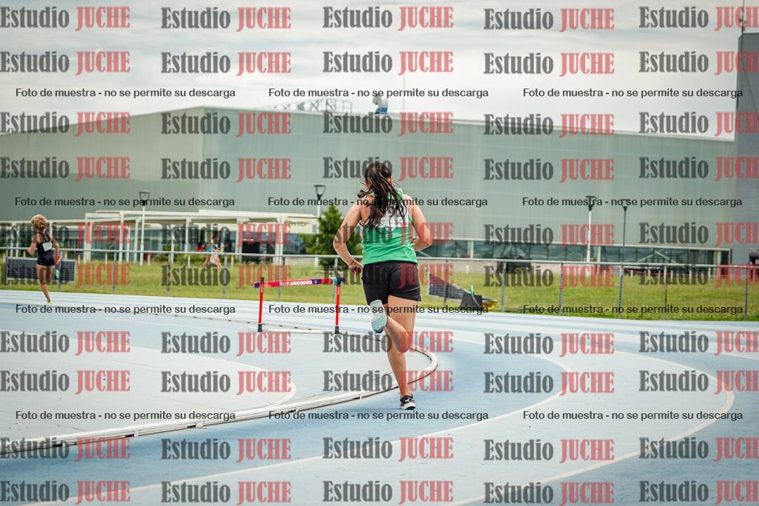 Fotos de las postas 4x200 m llanos de mujeres