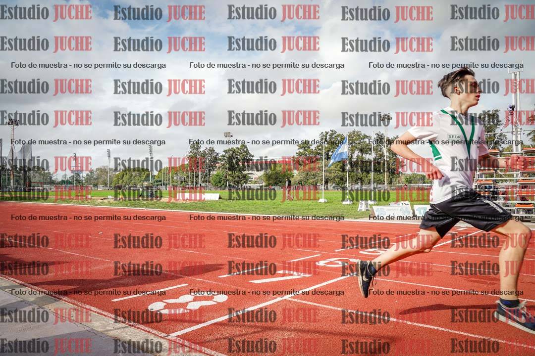 Fotos de los 400 m llanos de varones