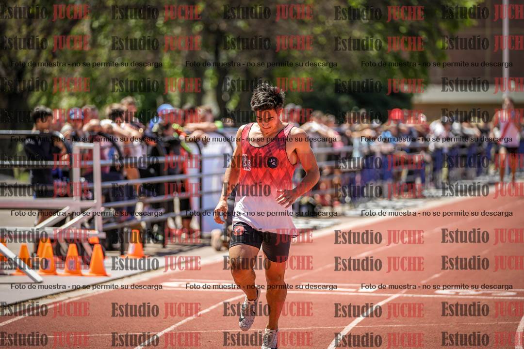 Fotos de los 400 m llanos de varones
