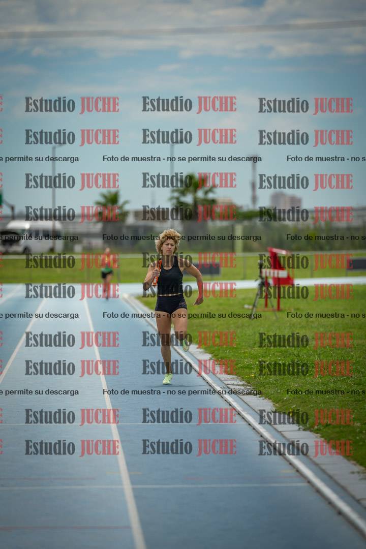 Fotos de las postas 4x200 m llanos de mujeres