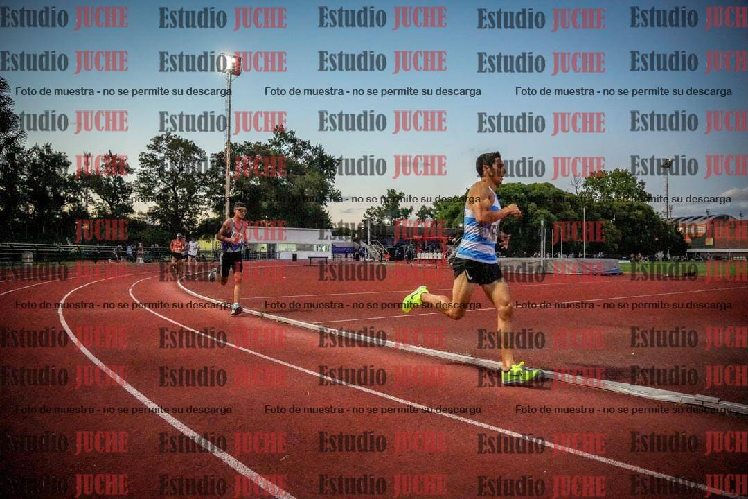 Fotos de los 1500 m llanos de varones