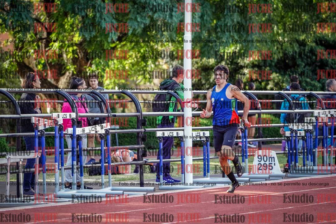 Fotos de los 400 m llanos de varones