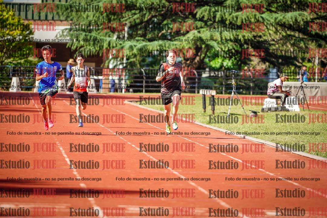 Fotos de los 200 m llanos de varones