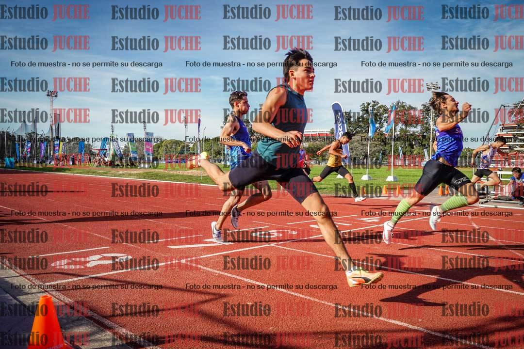 Fotos de los 200 m llanos de varones - FINAL