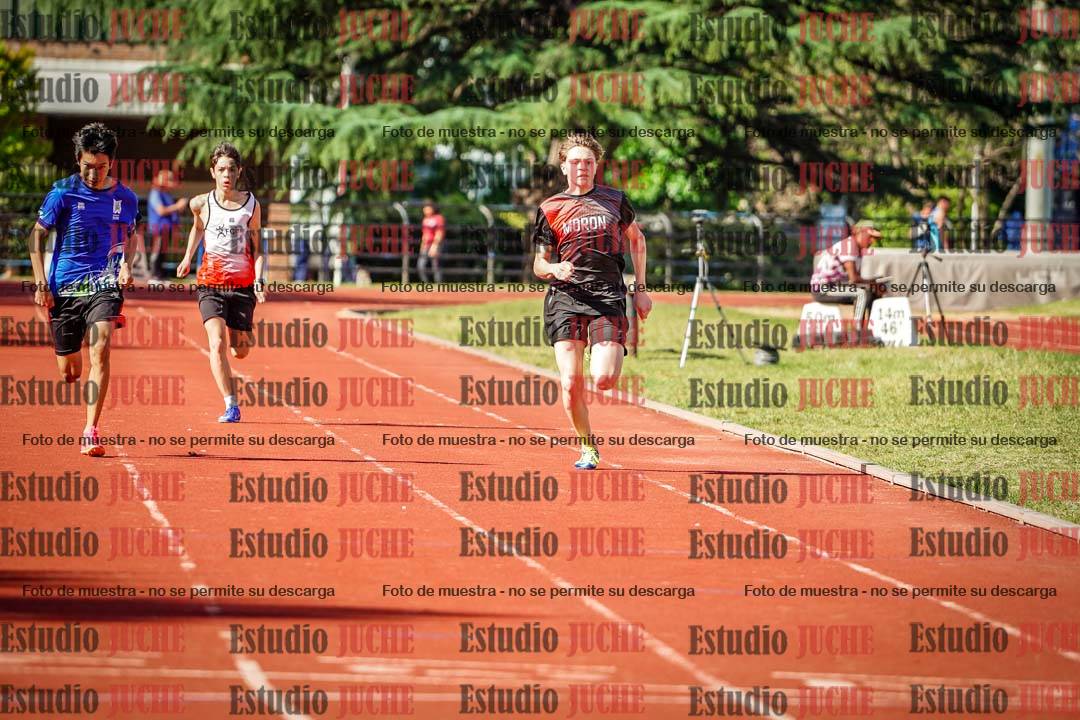Fotos de los 200 m llanos de varones