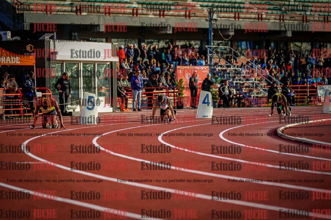 Fotos de los relevos 4x100 m de varones