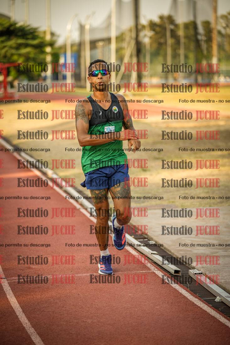 Fotos de los 5000 m llanos de mujeres y varones