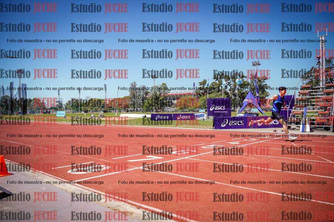 Fotos de los 400 m llanos de varones