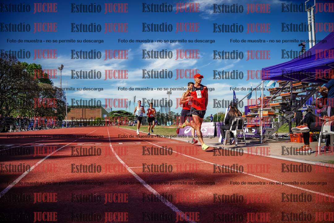 Fotos de los 5000 m llanos de varones