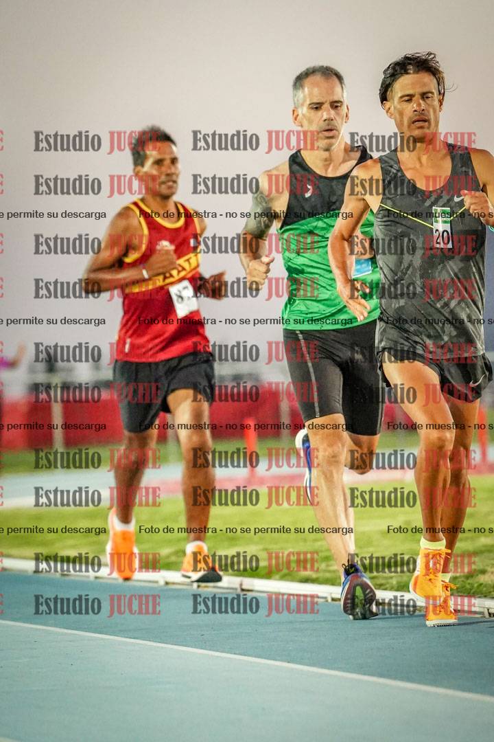 Fotos de los 3000 m llanos de varones