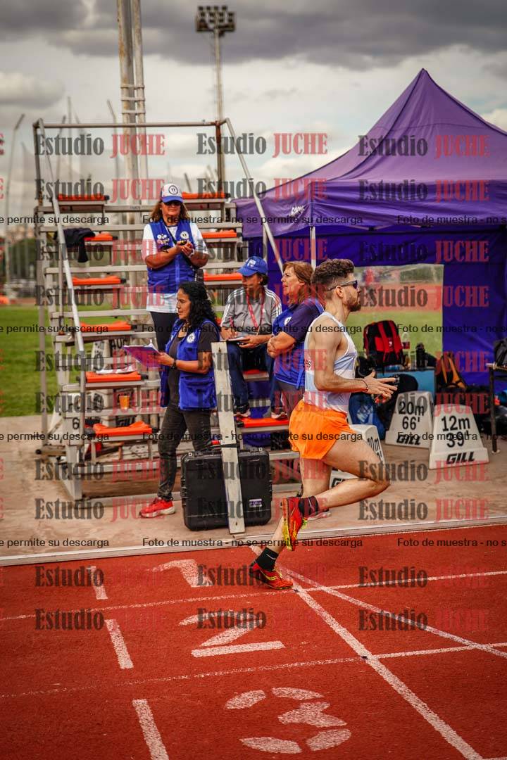 Fotos de los 800 m de varones