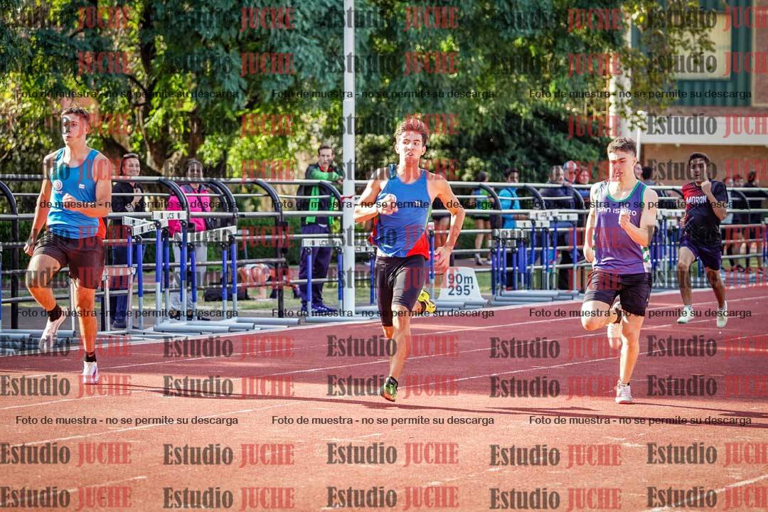 Fotos de los 400 m llanos de varones