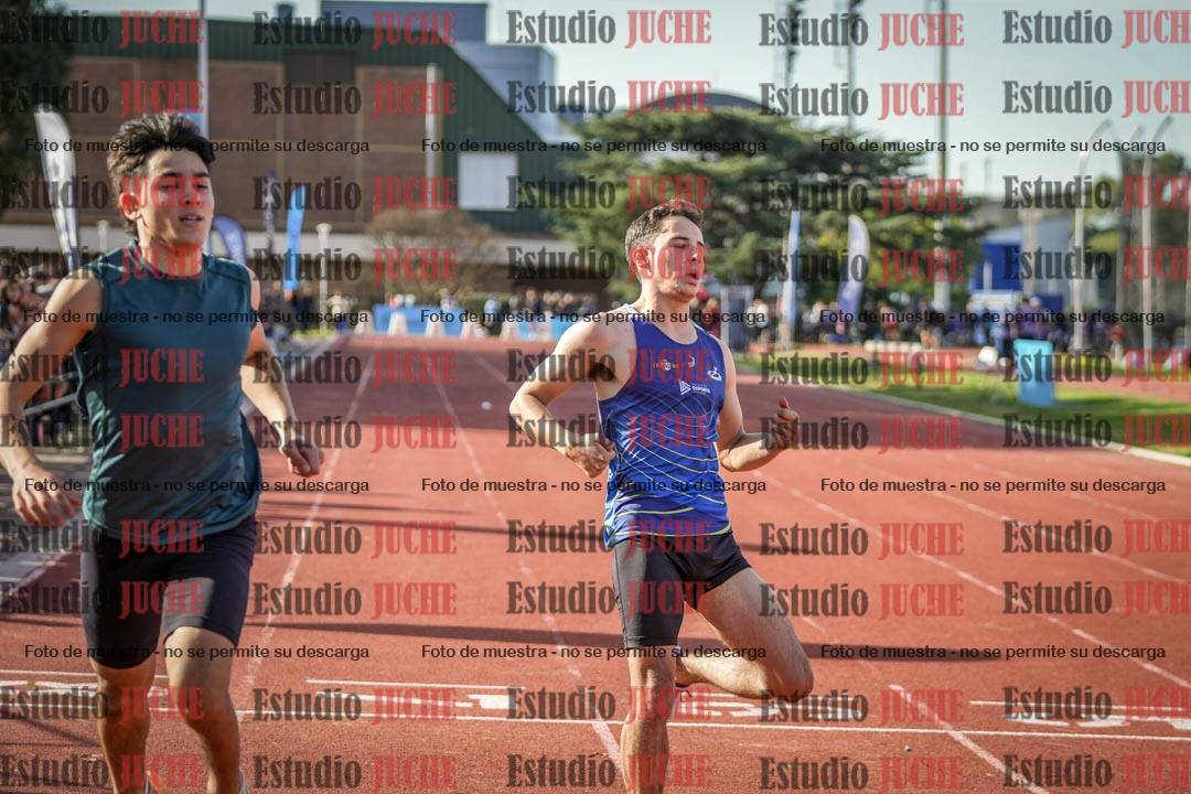 Fotos de los 200 m llanos de varones - FINAL