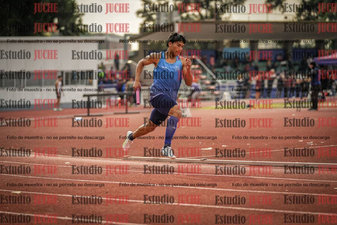 Fotos de las postas 4x400 m llanos de varones