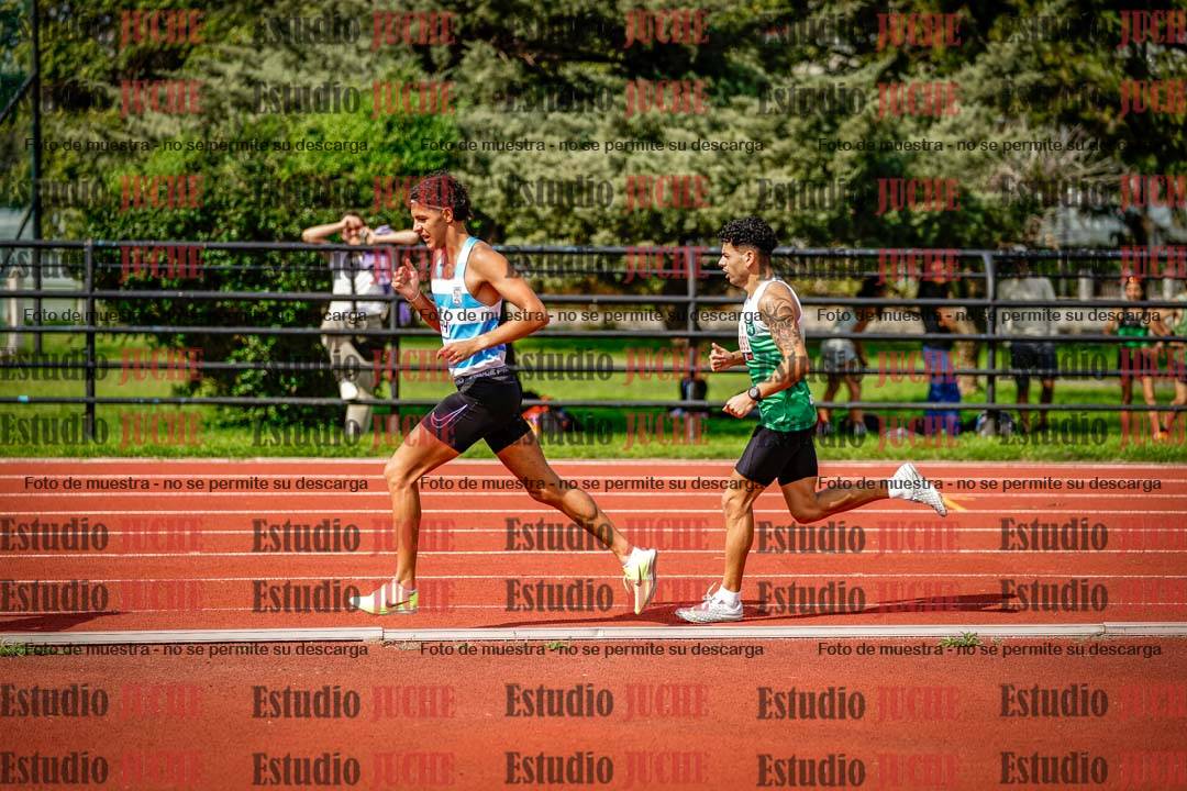 Fotos de los 3000 m llanos de varones