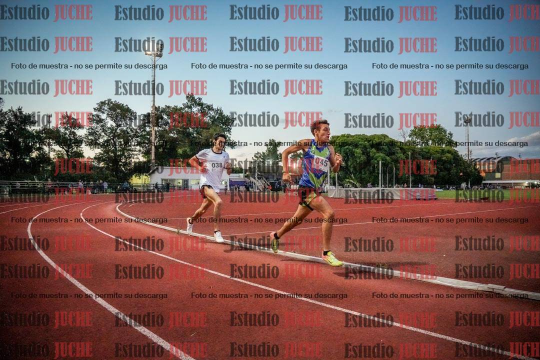 Fotos de los 1500 m llanos de varones